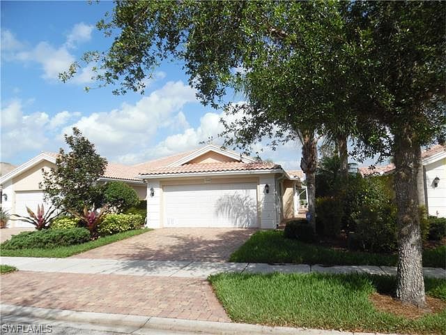 1st image of 15448 Orlanda Dr