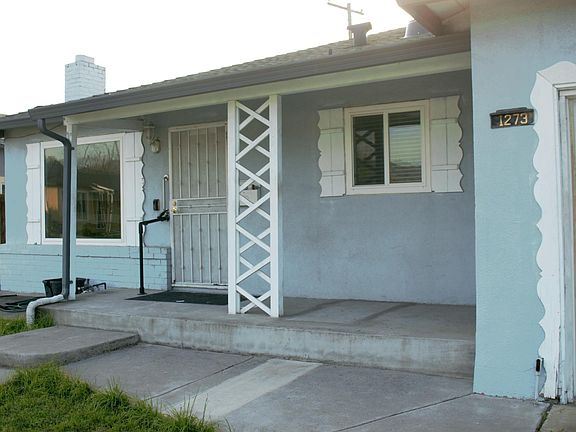 2nd image of 1273 Doncaster Way