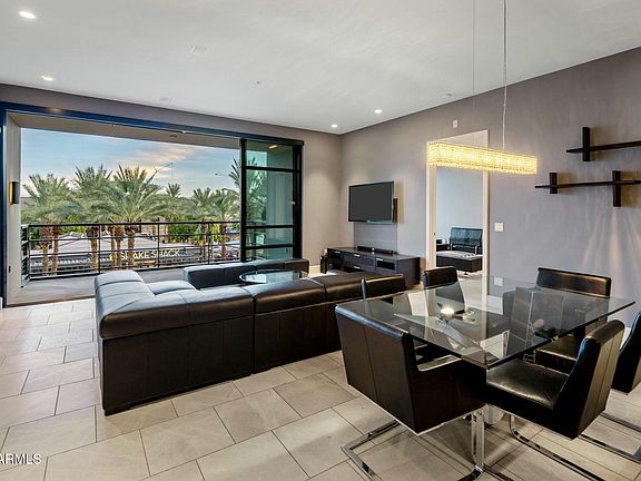 3rd image of 15215 N KIERLAND Boulevard #311