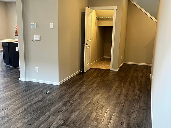3rd image of 10813 188th St E