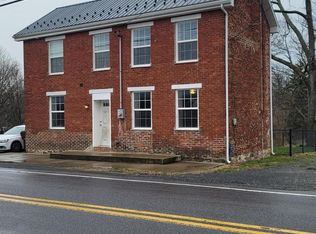 11294 Forge Hill Rd, Orrstown, PA 17244