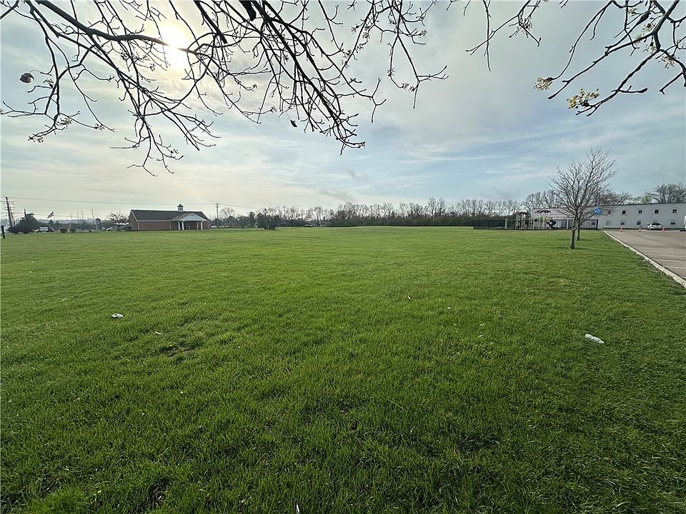 2nd image of Na Olive Rd