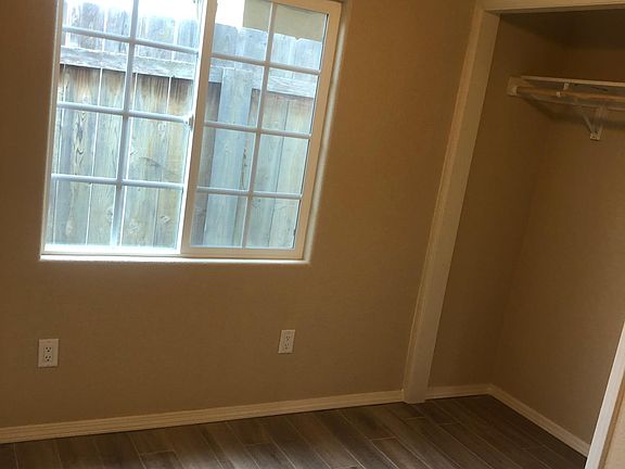 3rd image of 611 E Fesler St #B