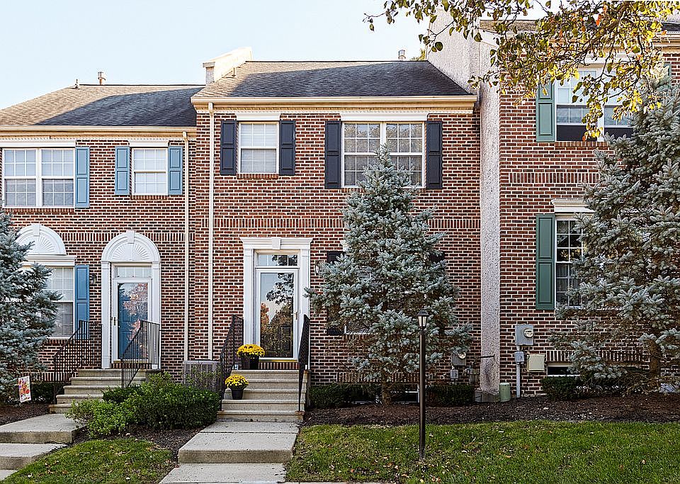 Welcome to 525 Bullock Ave!