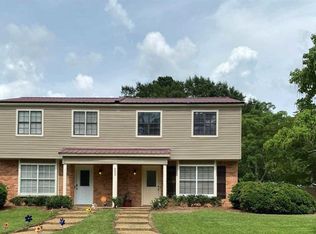 302 Lindale St #B, Clinton, MS 39056