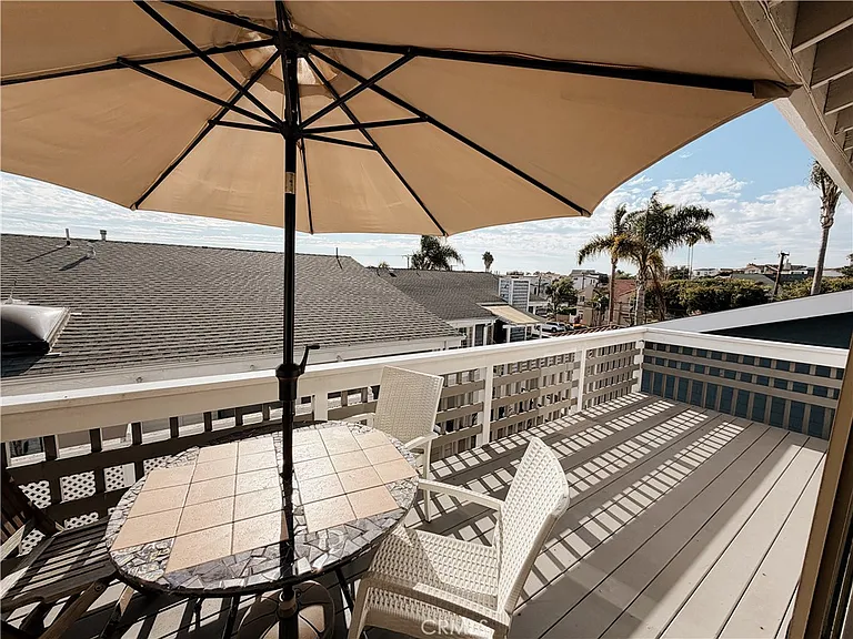 104 S Francisca Ave #C — Photo 16