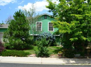 321 Chestnut St, Louisville, CO 80027