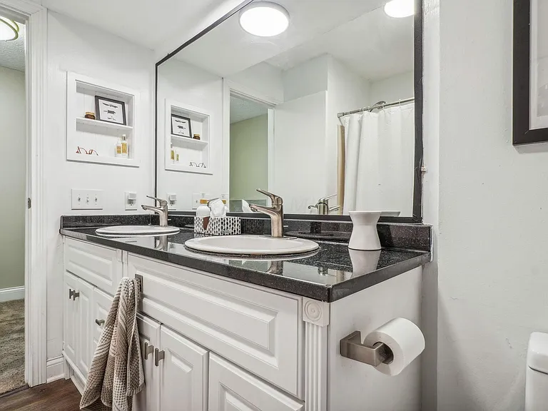 7865 Meadowhaven Blvd — Photo 15