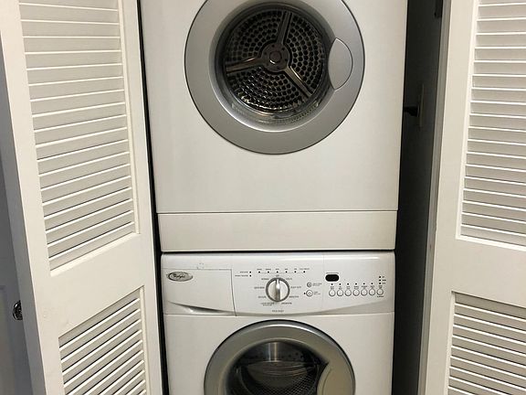 4th image of 1030 N Harrison Ave APT 301