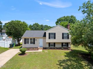 5529 Wood Pond Ct, Raleigh, NC 27610