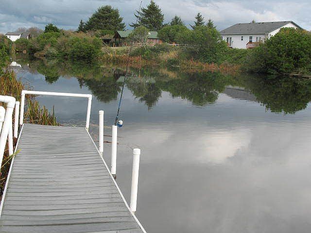 NICE FISHING FROM DOCK
