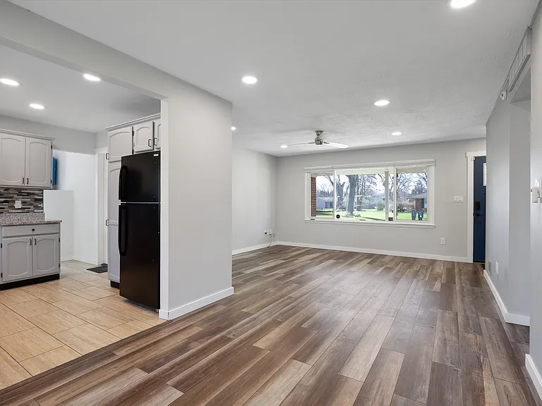 37880 Wendy Lee St — Photo 6