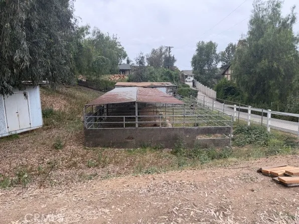 10136 McBroom St, Sunland, CA 91040