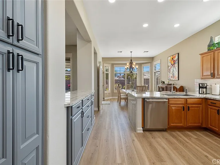 35241 Rosemont Dr — Photo 15