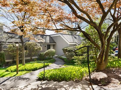 220 Heritage Hills #B, Somers, NY, 10589
