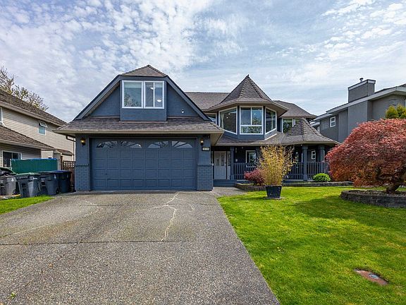 2nd image of 18139 Claytonwood Cres