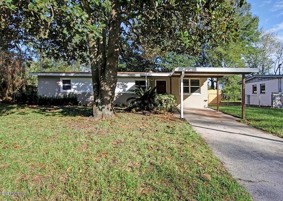 1st image of 2419 W Lourdes Dr