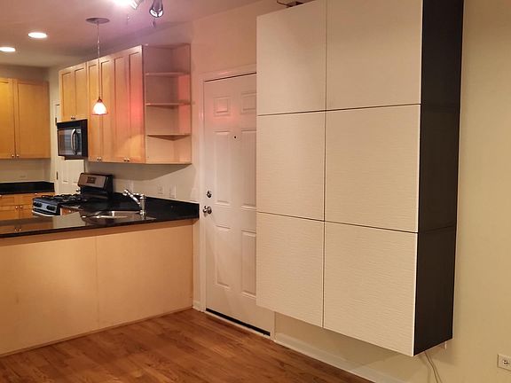 5th image of 1620 W Wallen Ave APT 2N