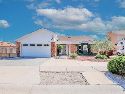 7208 Vista Alegre St NW, Albuquerque, NM, 87120