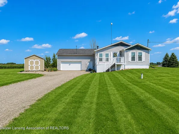 2044 N Watson Rd, Saint Johns, MI 48879