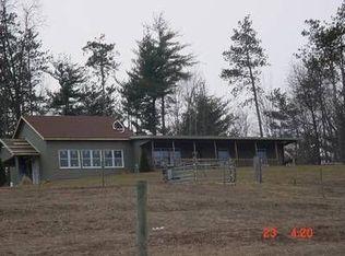 68 Meadow Brook Ln, Mill Hall, PA 17751