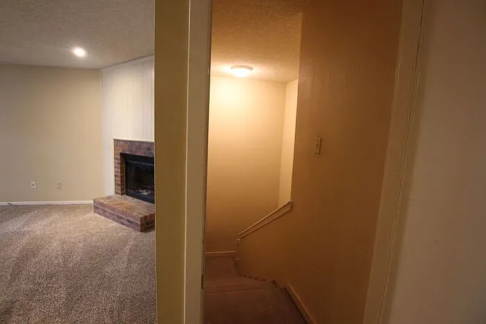 4508 Edinburgh Dr — Photo 17