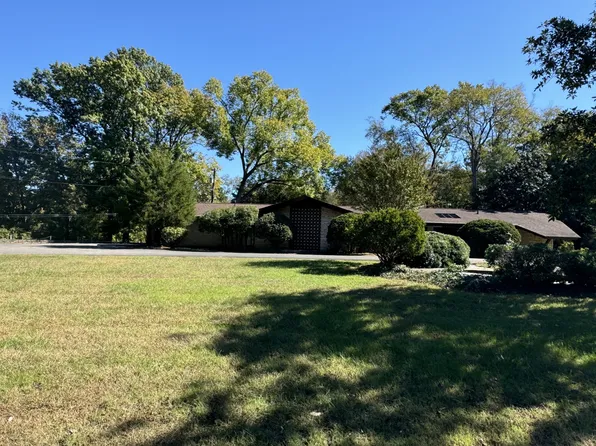 1012 Chancery Ln S, Nashville, TN 37215