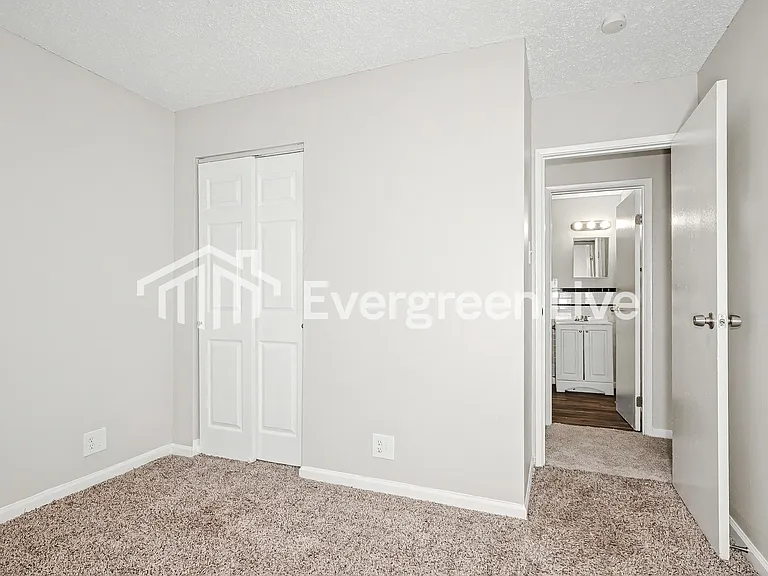 2172 Millvalley Dr — Photo 13