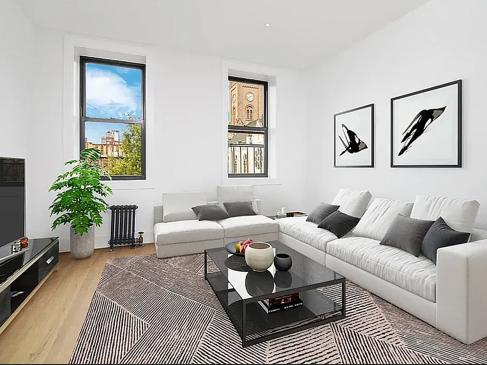 1st image of 207 E 4th St #5D