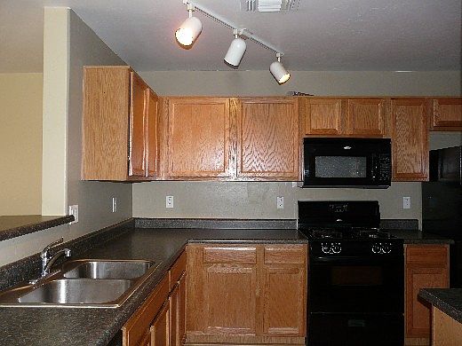 5th image of 697 W Echo Mesa Dr