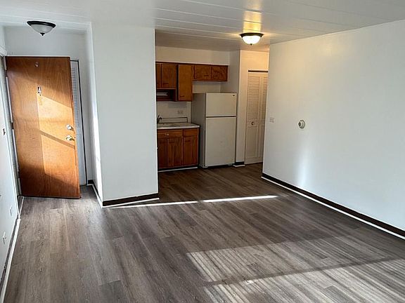 4th image of 29 N Hillside Ave APT 4