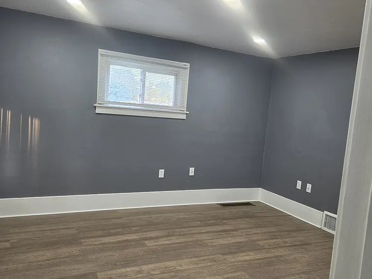 25607 Kitch St — Photo 10