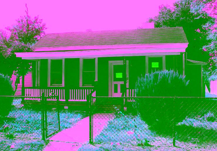 1st image of 2404 Harwood St
