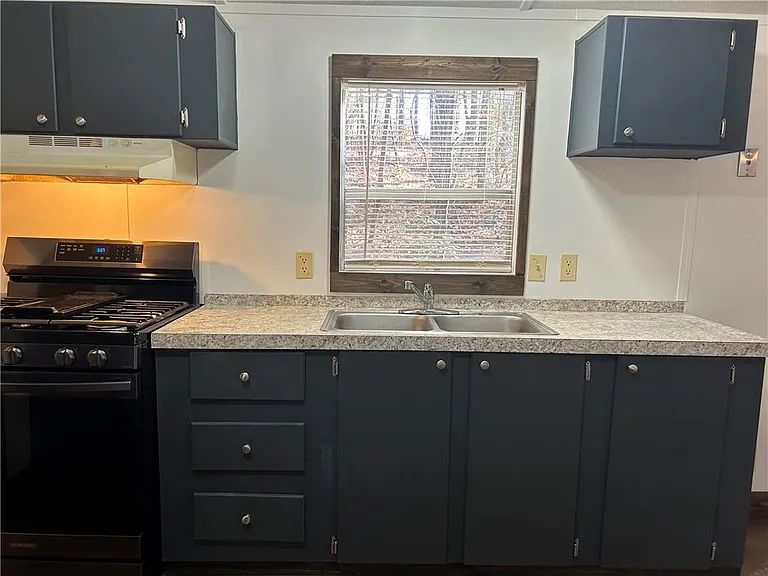 1503 J D Walton Rd — Photo 6