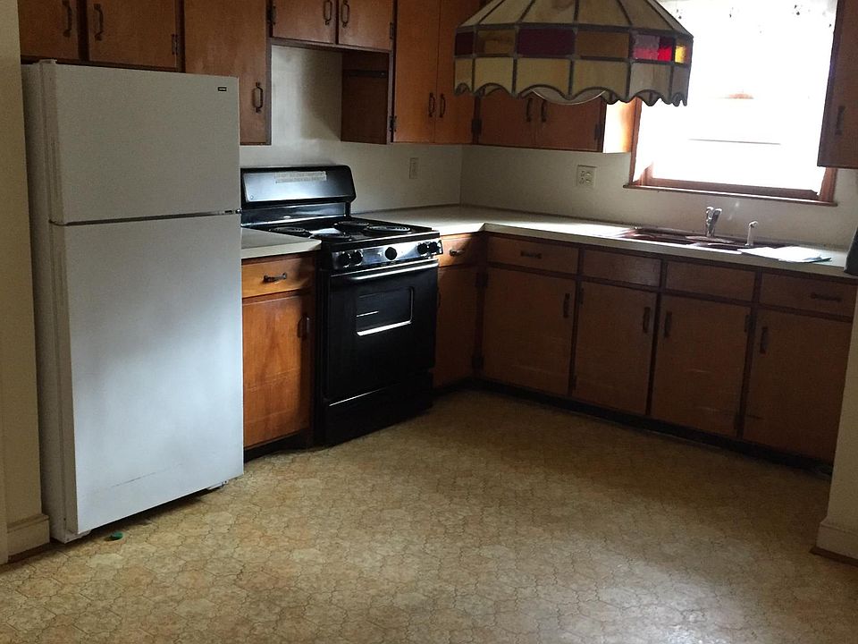2nd image of 3362 Brandywine Ave APT 2