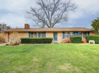 1209 Mayfair Rd, Champaign, IL 61821