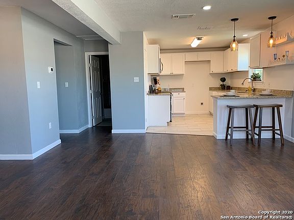 5th image of 1206 Steves Ave