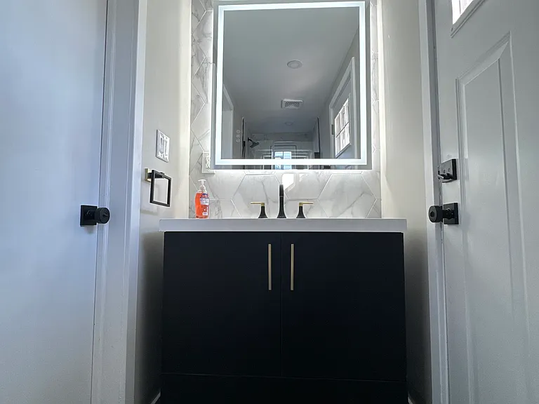 91 Brower Ave — Photo 11