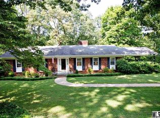 1221 10th Street Ln NW, Hickory, NC 28601