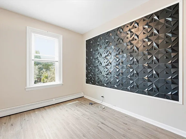 169 Zabriskie St #1 — Photo 8