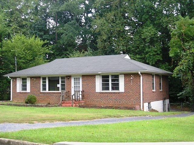 1st image of 2179 Harolds Ln