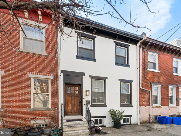 404 Moore St, Philadelphia, PA 19148