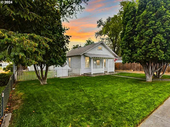 334 E Ridgeway Ave, Hermiston, OR 97838