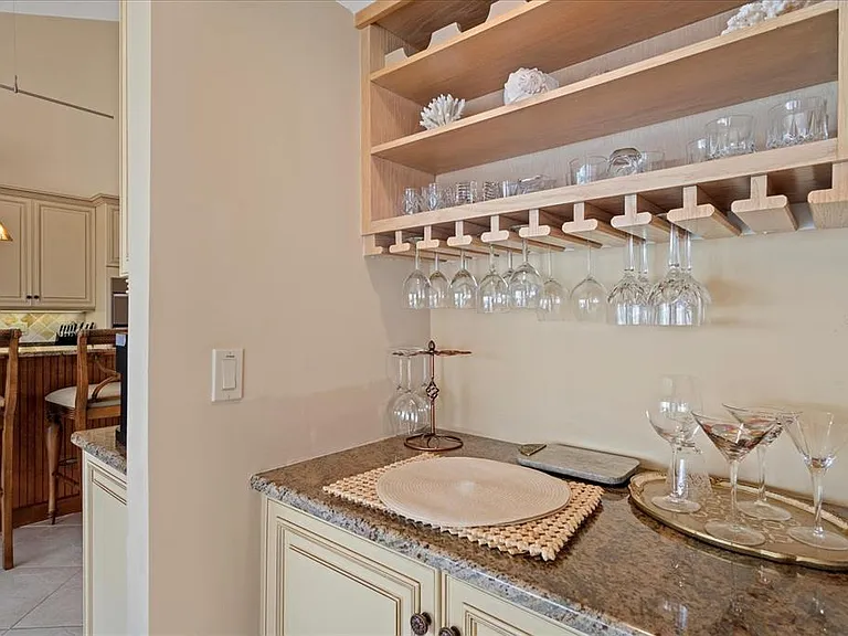 2254 Harbour Court Dr — Photo 41