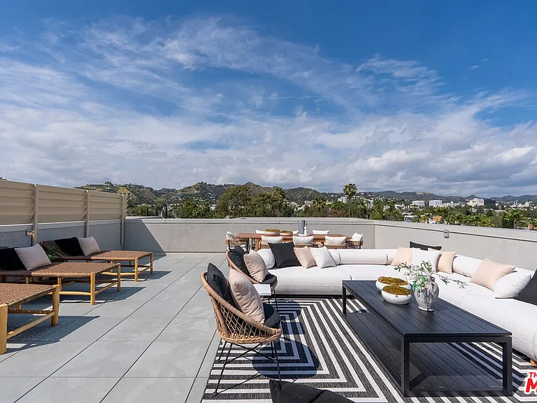 7428 Santa Monica Blvd #Penthouse 501 — Photo 18