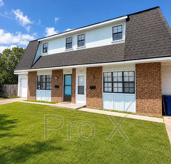 1907 Campbell Pkwy — Photo 1