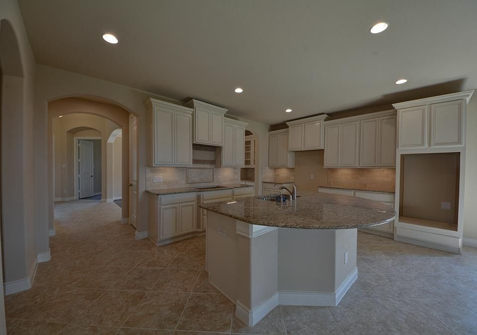 1st image of 4022 Graham Heights Ln