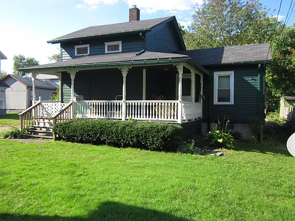 3rd image of 376 Belmont St NW