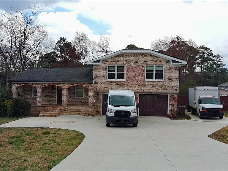 1292 Monfort Rd — Photo 1