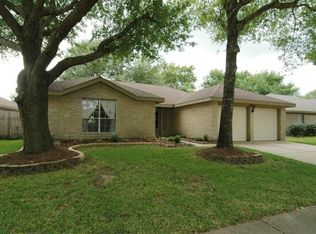 16730 Square Rigger Ln, Friendswood, TX 77546